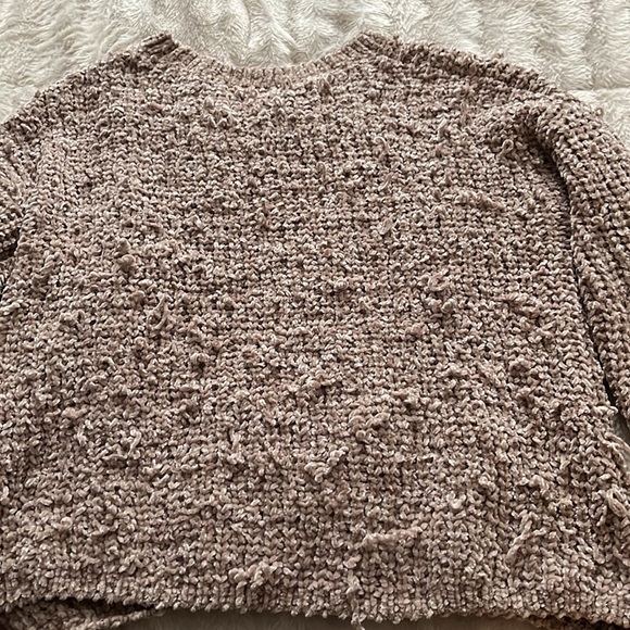 Amanda Green crop sweater - Picture 4 of 5